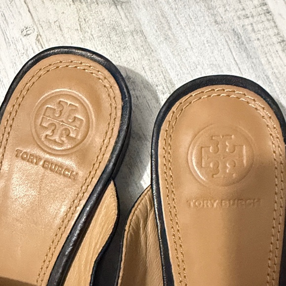 Tory Burch Amelia Black Leather Women's Loafers with Gold Accents Size 7.5 - Picture 5 of 15